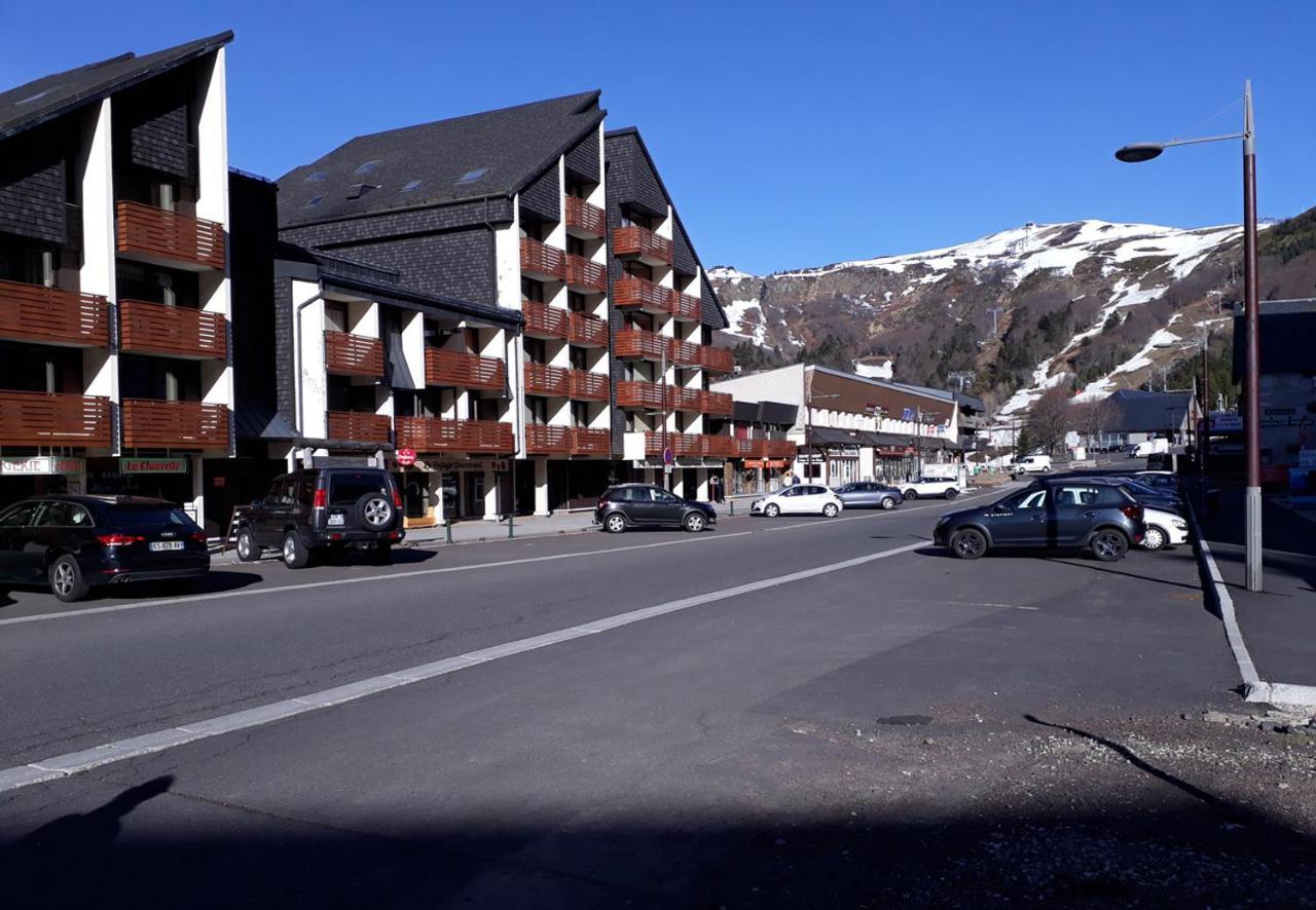 Appartement Situe En Plein Centre A Deux Pas Des Pistes. Besse-et-Saint-Anastaise Exteriér fotografie